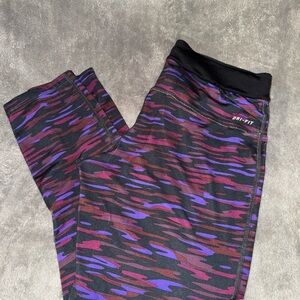 Nike Cropped Pant